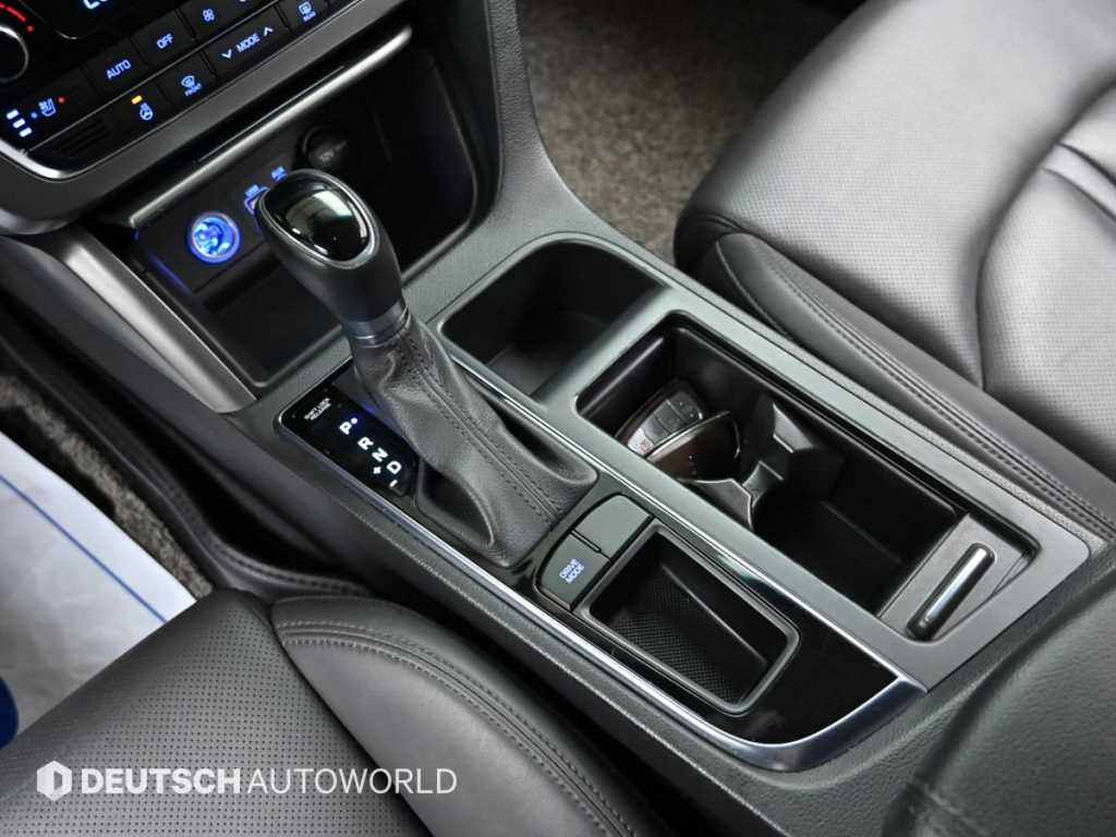 HYUNDAI Sonata - Vista 9