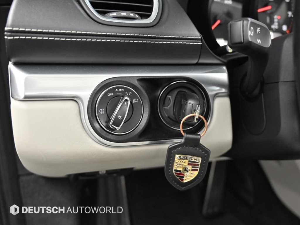 Porsche 718 - Vista 12