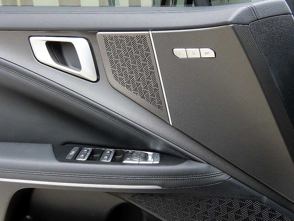 KIA K8 - Vista 11