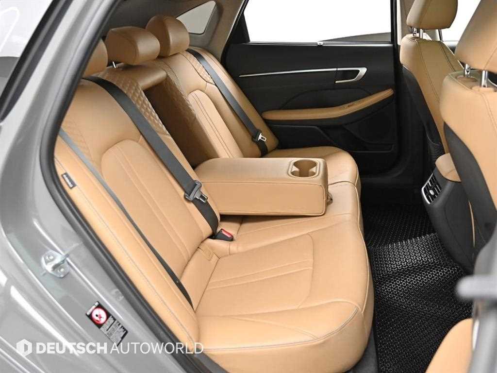 HYUNDAI Sonata - Vista 12