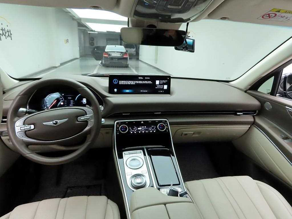 Genesis GV80 - Vista 6