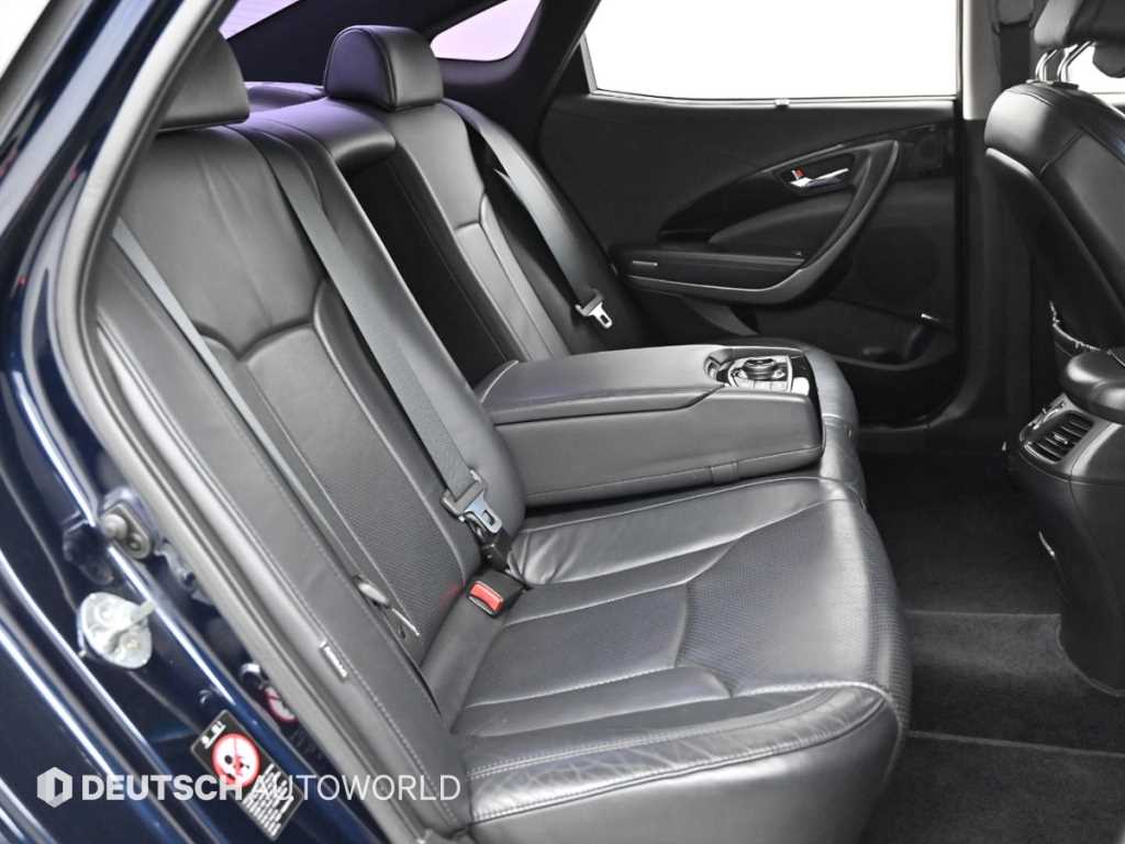 HYUNDAI Grandeur - Vista 10