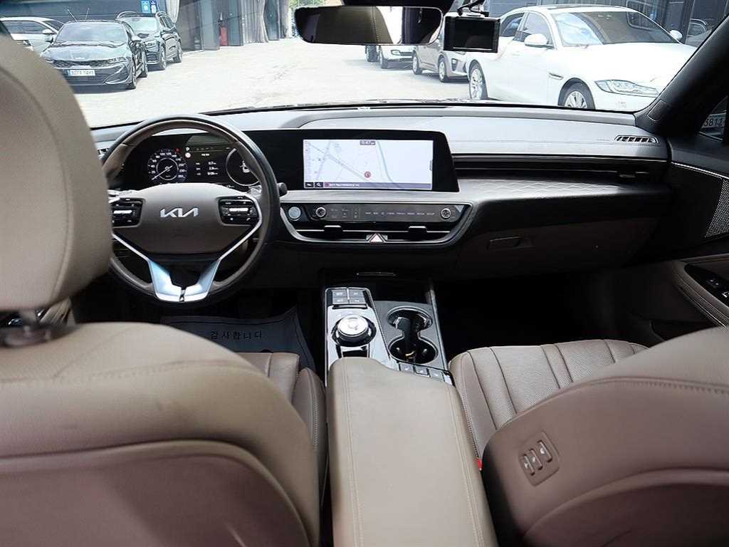 KIA K8 - Vista 6