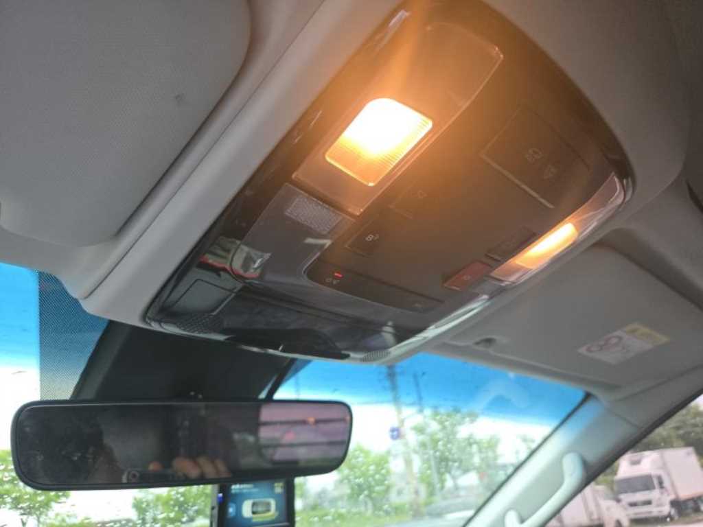 HYUNDAI Staria - Vista 7