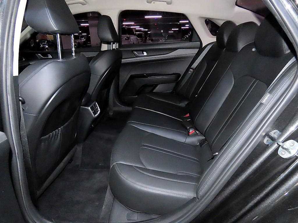 KIA K5 - Vista 7