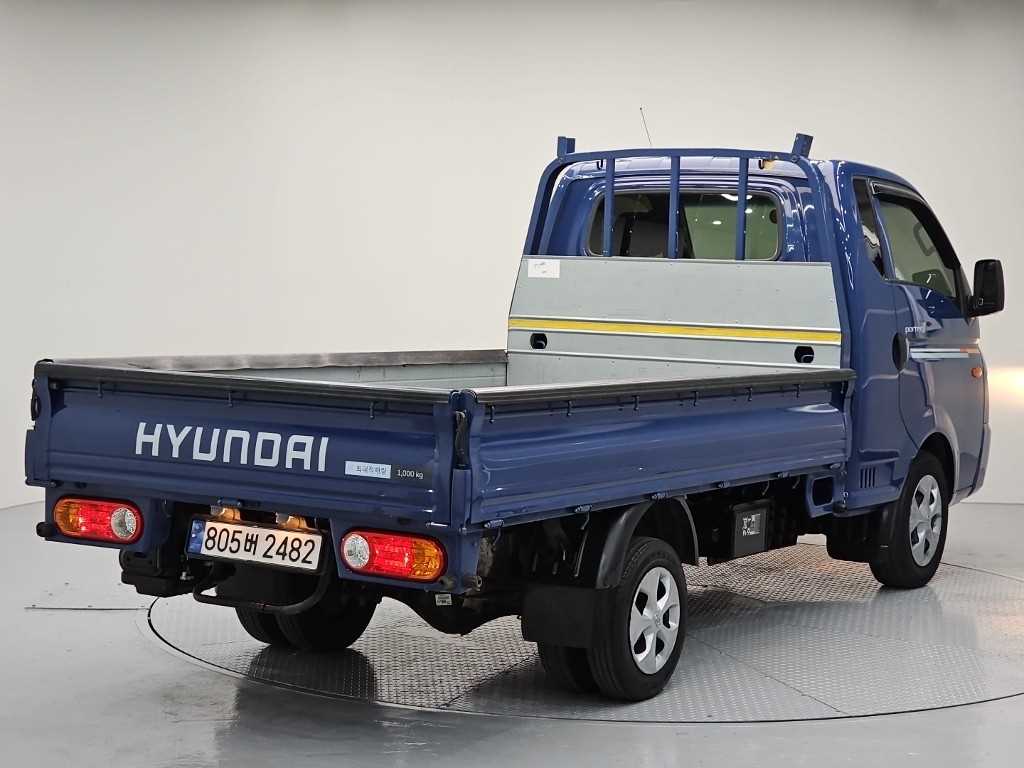 Small Truck Cargo (small) - Vista 4