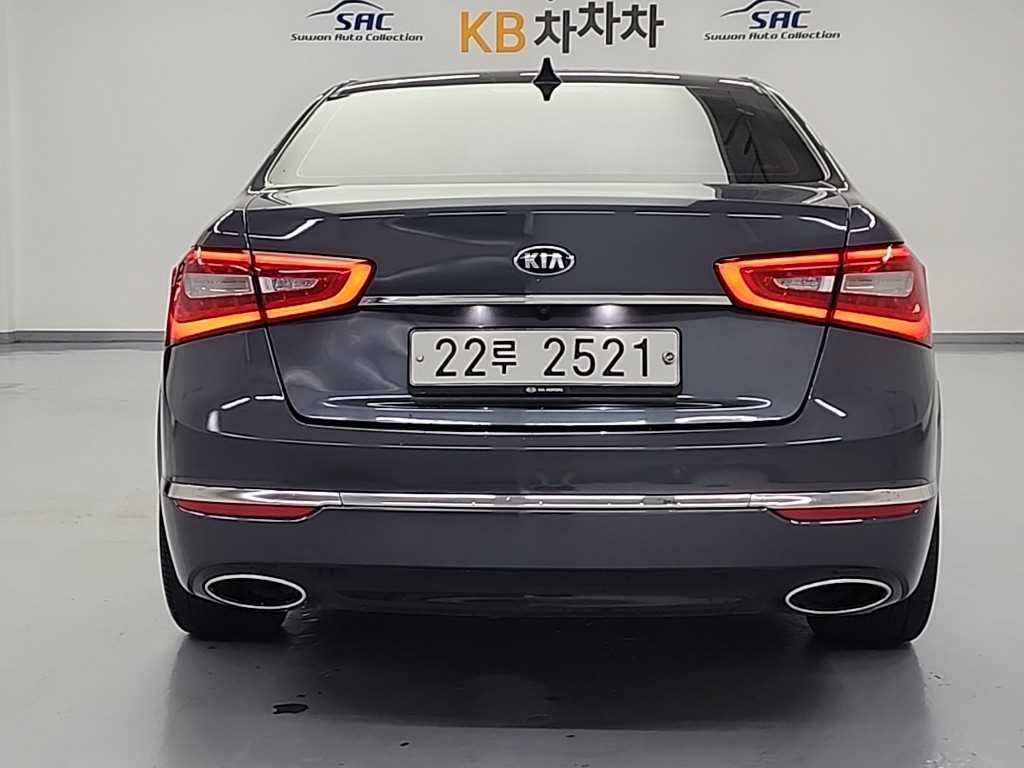 KIA K7 - Vista 3