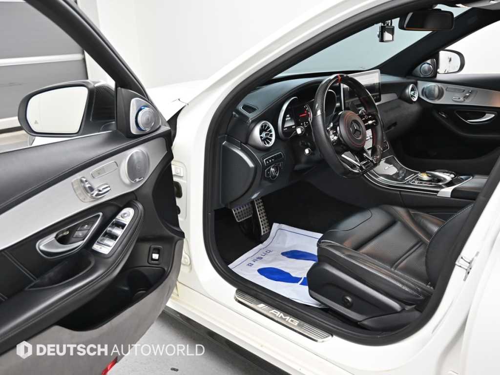 Mercedes Benz C Class - Vista 11