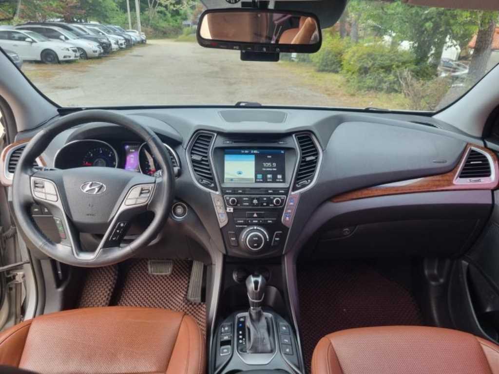 HYUNDAI Maxcruz - Vista 8