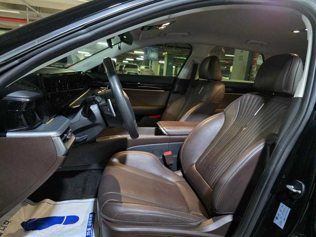 HYUNDAI Grandeur - Vista 5
