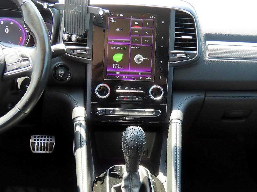 SAMSUNG QM6 - Vista 10