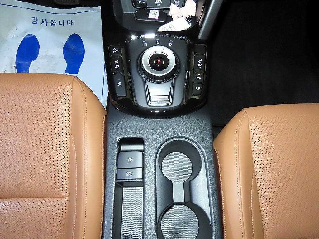 KIA Seltos - Vista 12