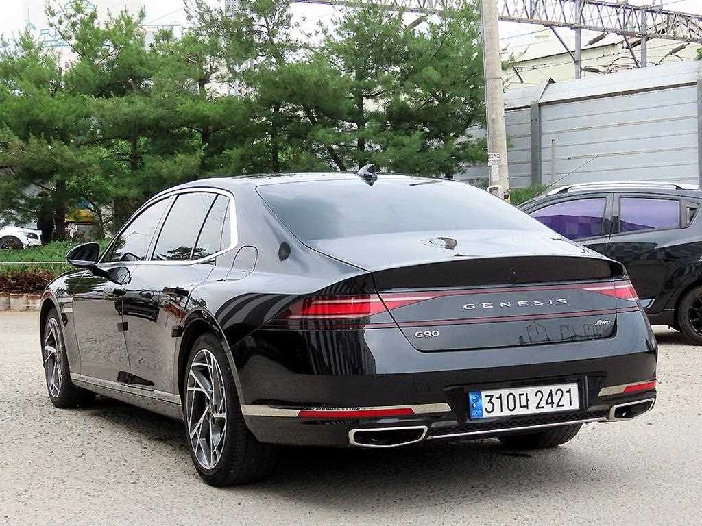 Genesis G90 - Vista 3