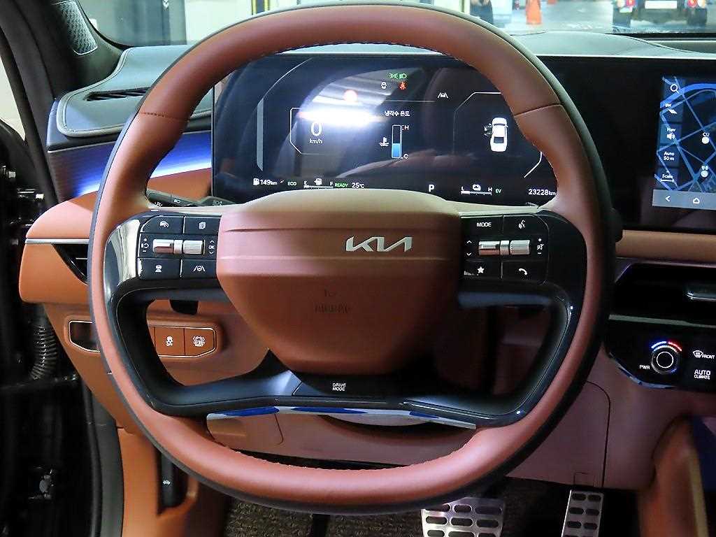 KIA K8 - Vista 8
