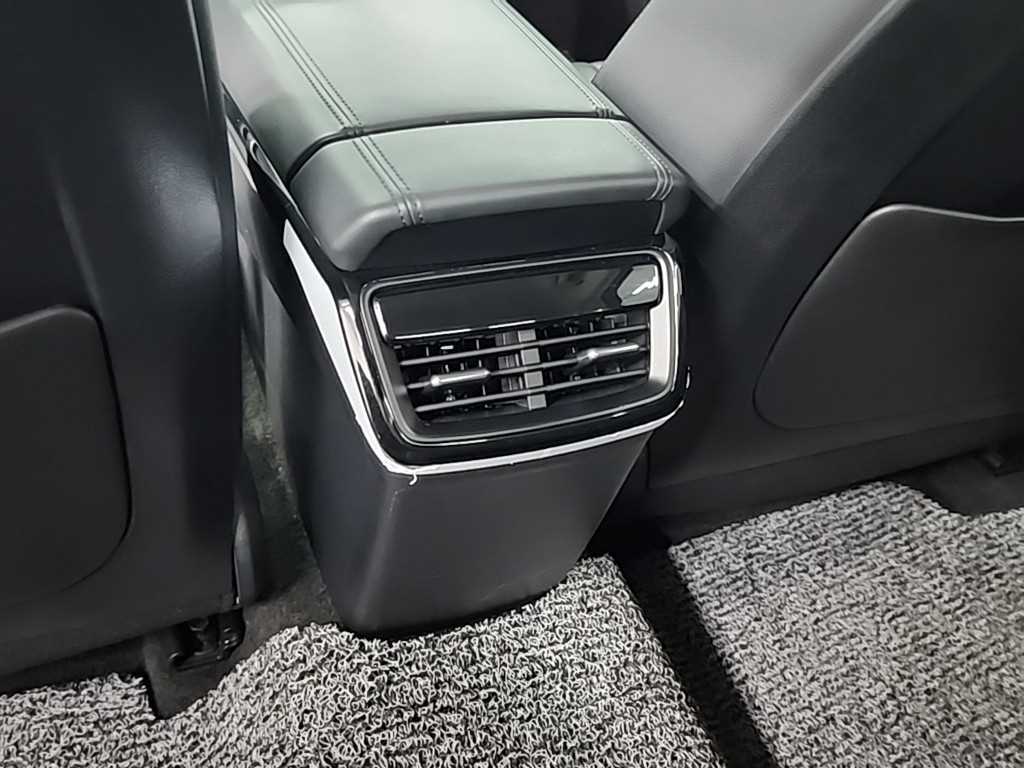 KIA K8 - Vista 8