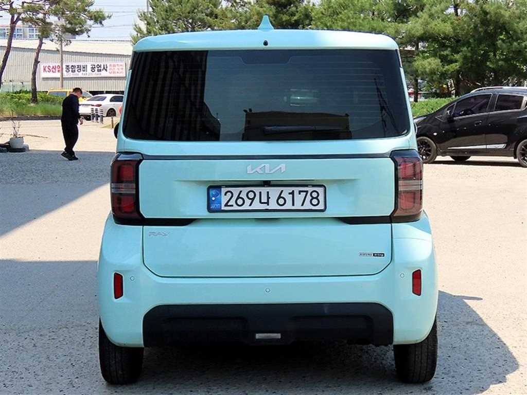 KIA Ray - Vista 4