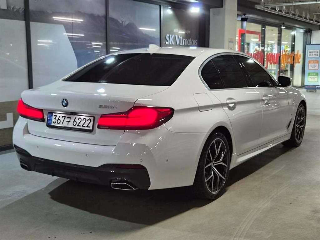 BMW 5 Series - Vista 4