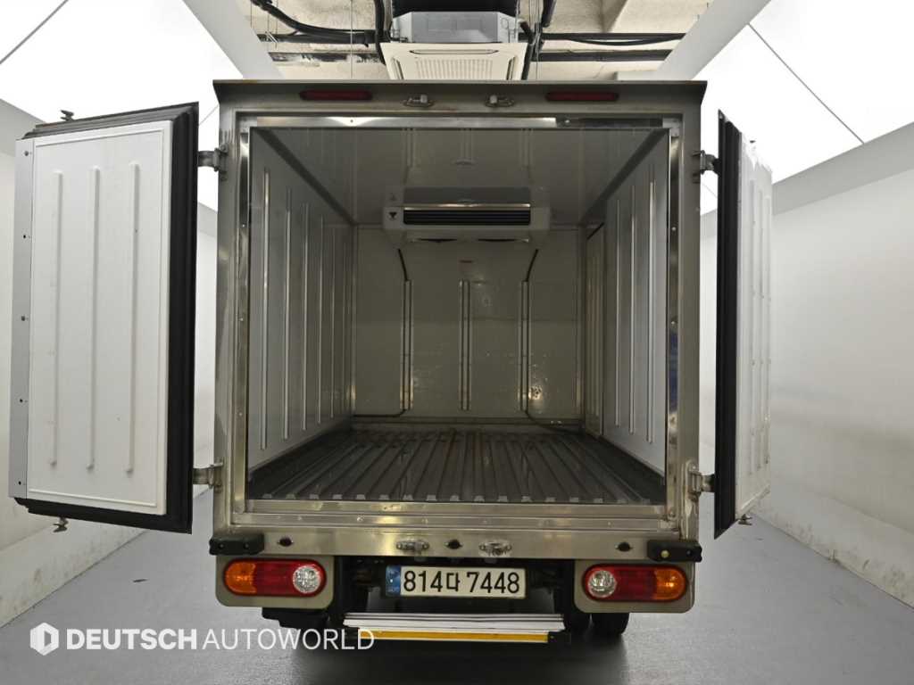 Small Truck Top_Frozen Top 2023 Blanco - Importación desde Corea - HF Imports Iquique - Foto 19
