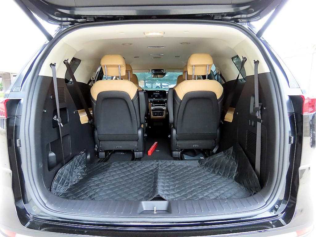 KIA Carnival 2023 Negro - Importación desde Corea - HF Imports Iquique - Foto 16
