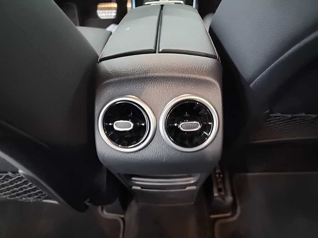 Mercedes Benz GLB Class 2024 Negro - Importación desde Corea - HF Imports Iquique - Foto 13