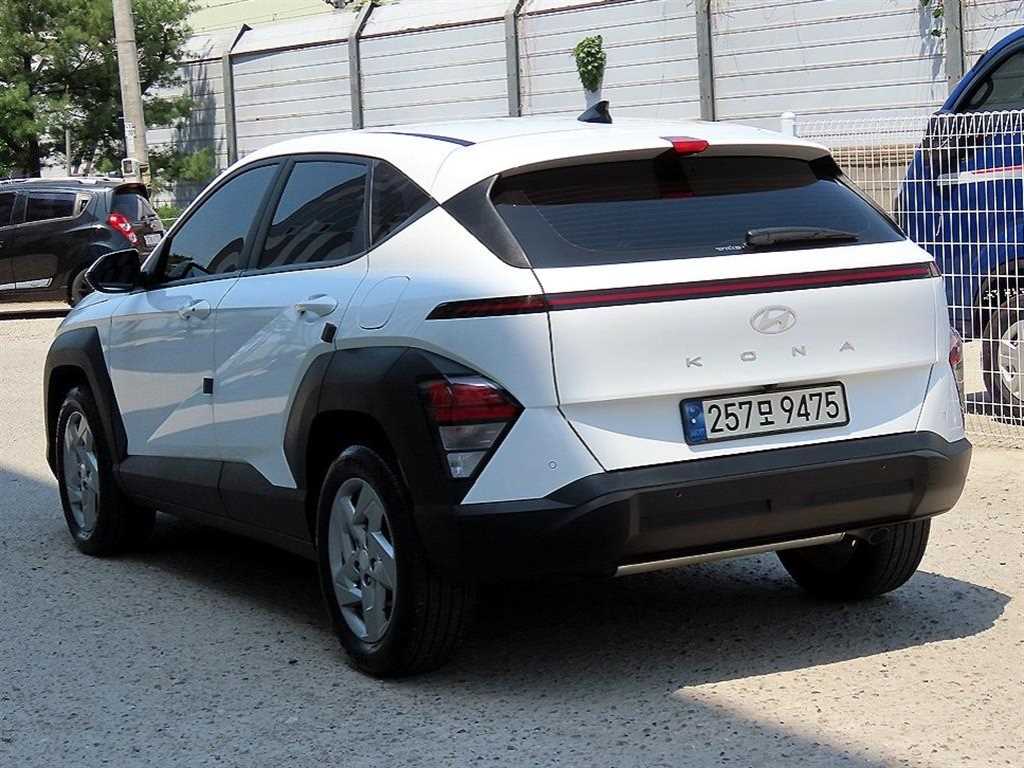 HYUNDAI Kona - Vista 3