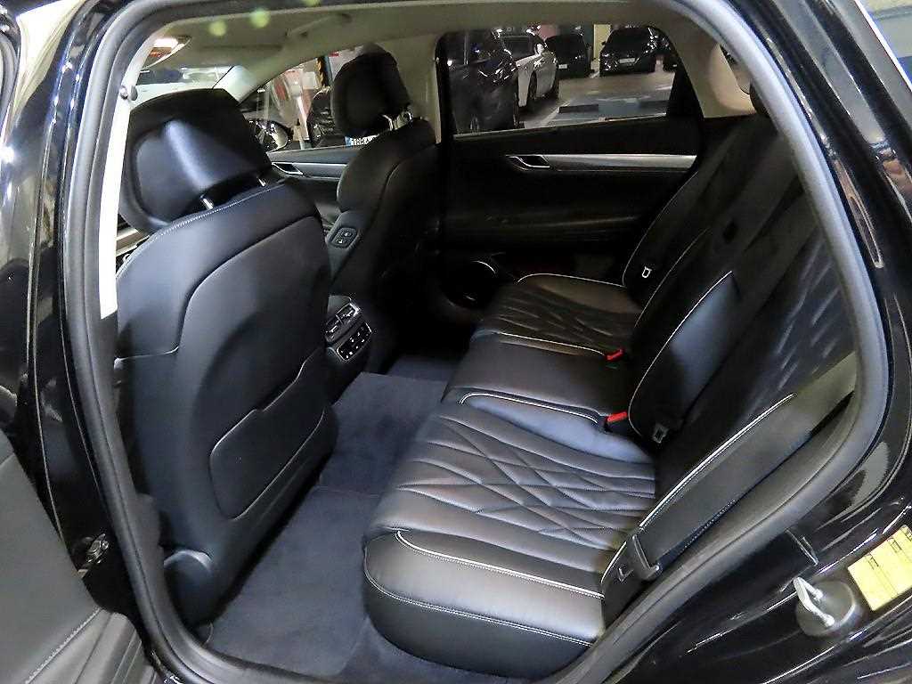 Genesis G80 - Vista 7