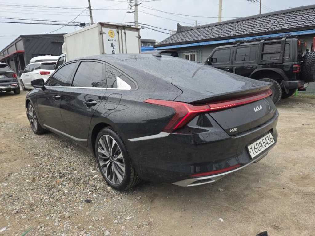 KIA K8 - Vista 3