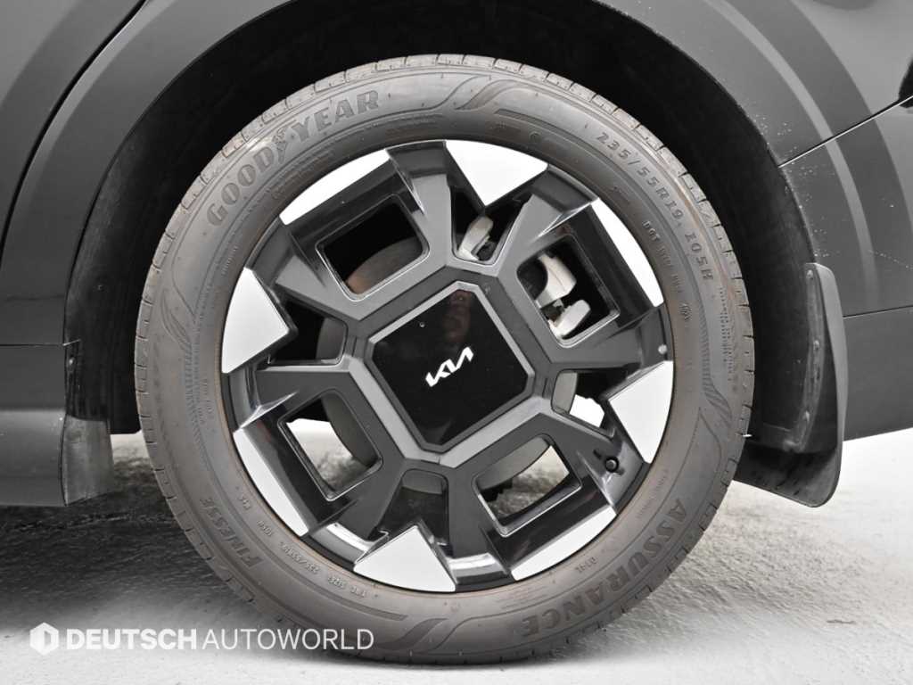 KIA Carnival - Vista 5