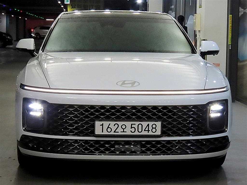 HYUNDAI Grandeur - Vista 2