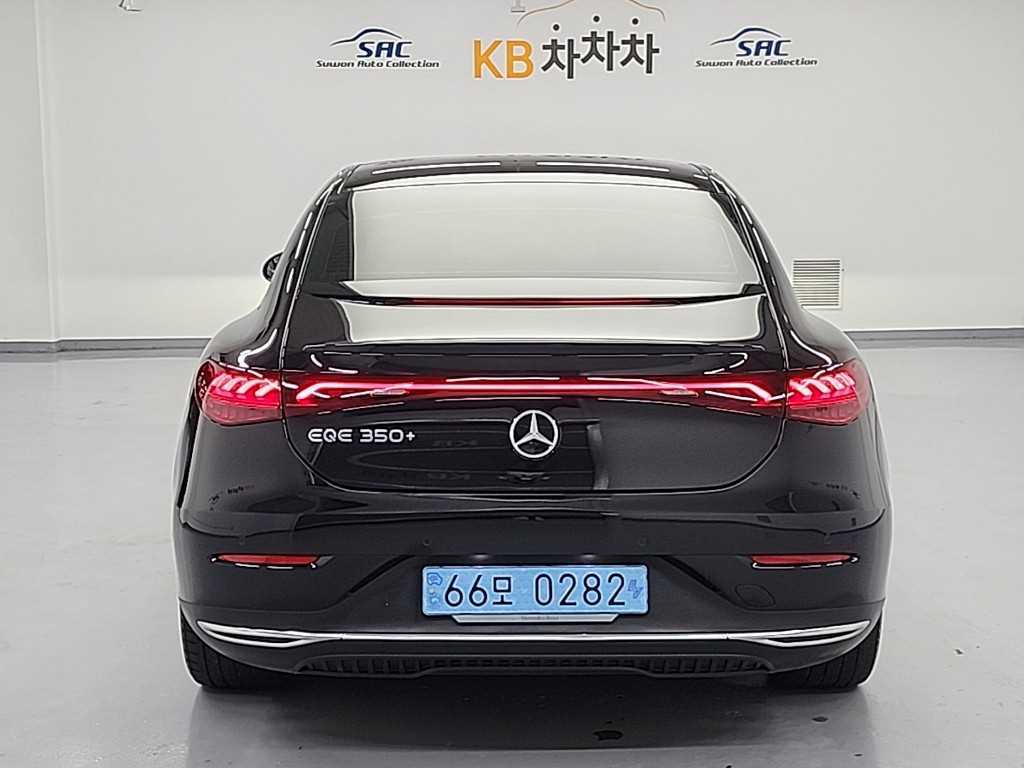 Mercedes Benz EQE - Vista 3