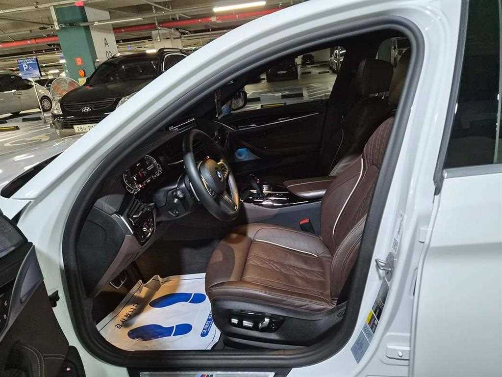 BMW 5 Series - Vista 6