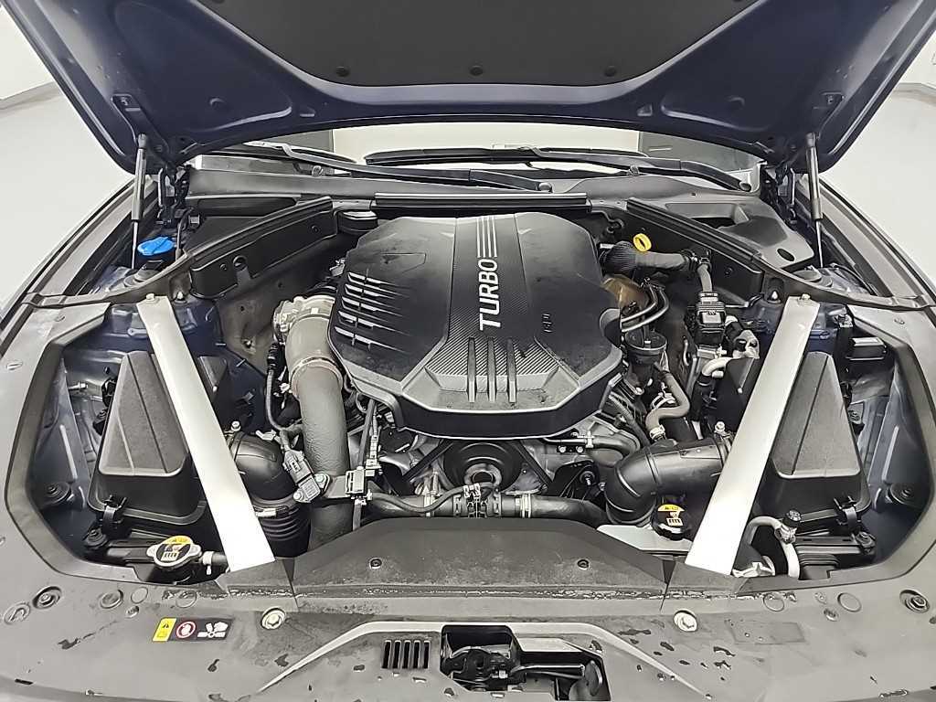 Genesis G70 - Vista 5