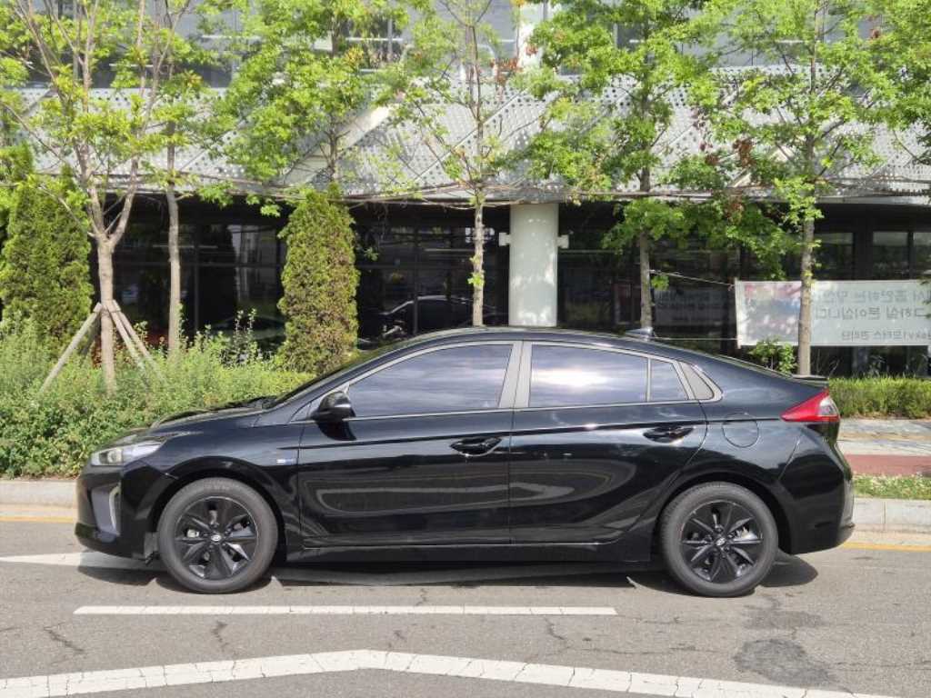 HYUNDAI Ioniq 2019 Negro - Importación desde Corea - HF Imports Iquique - Foto 1