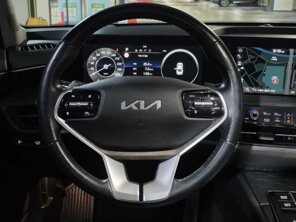 KIA K8 - Vista 11
