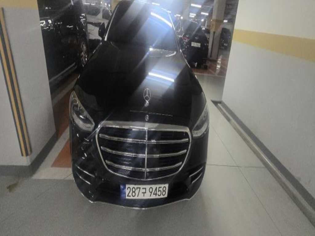 Mercedes Benz S Class 2023 Negro - Importación desde Corea - HF Imports Iquique - Foto 1