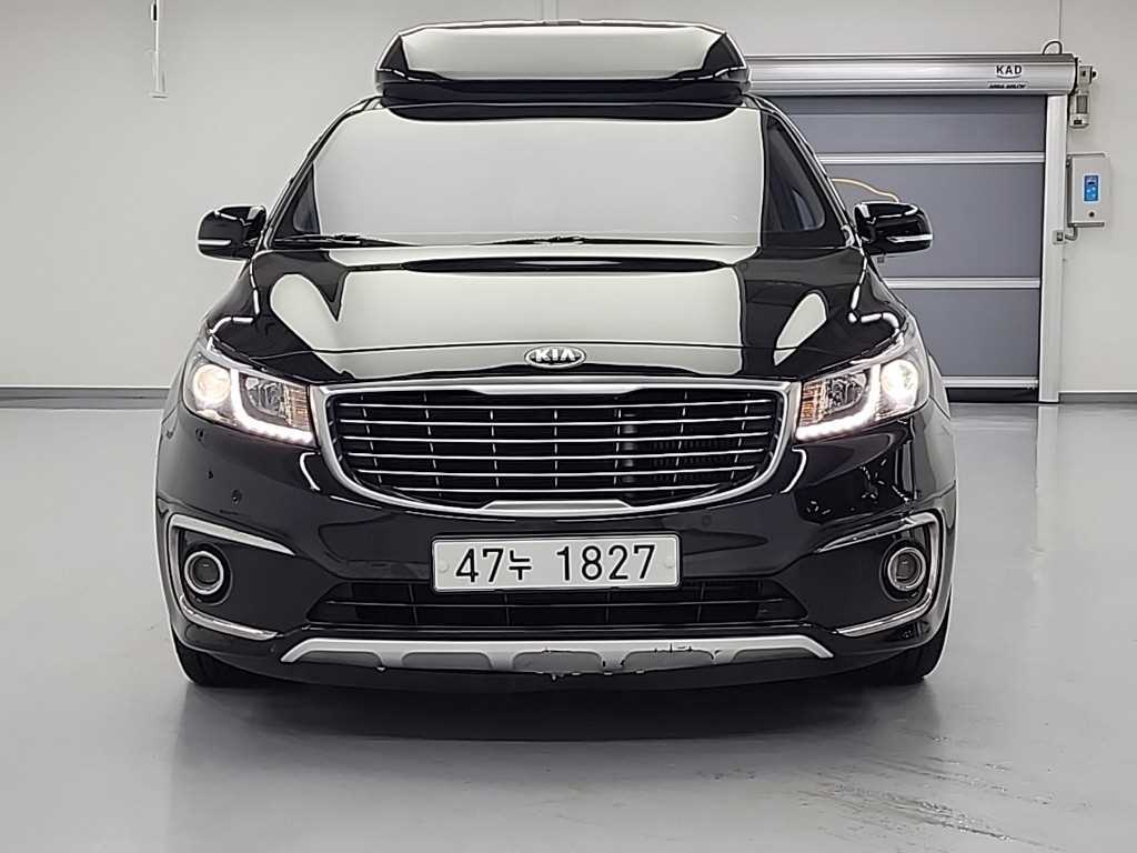 KIA Carnival - Vista 2