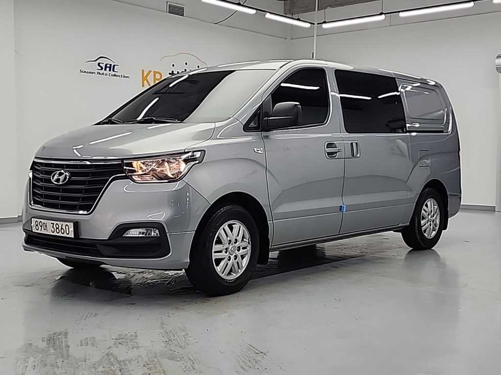 HYUNDAI Starex 2021 Plateado - Importación desde Corea - HF Imports Iquique - Foto 1