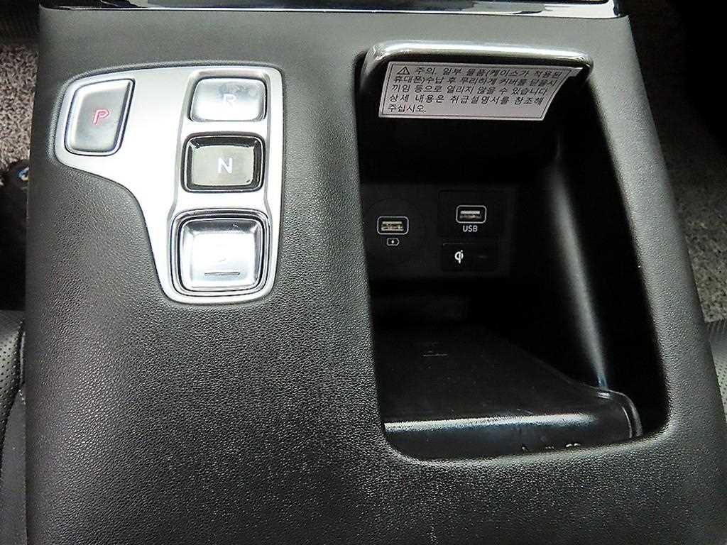 HYUNDAI Grandeur - Vista 10