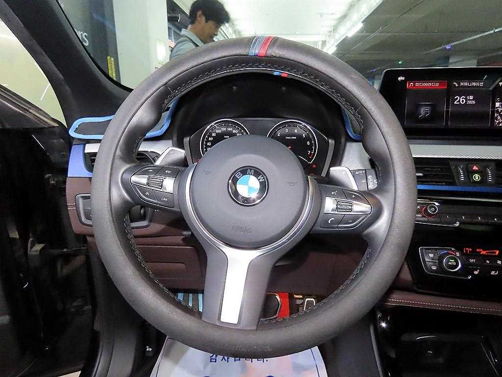 BMW X2 - Vista 8