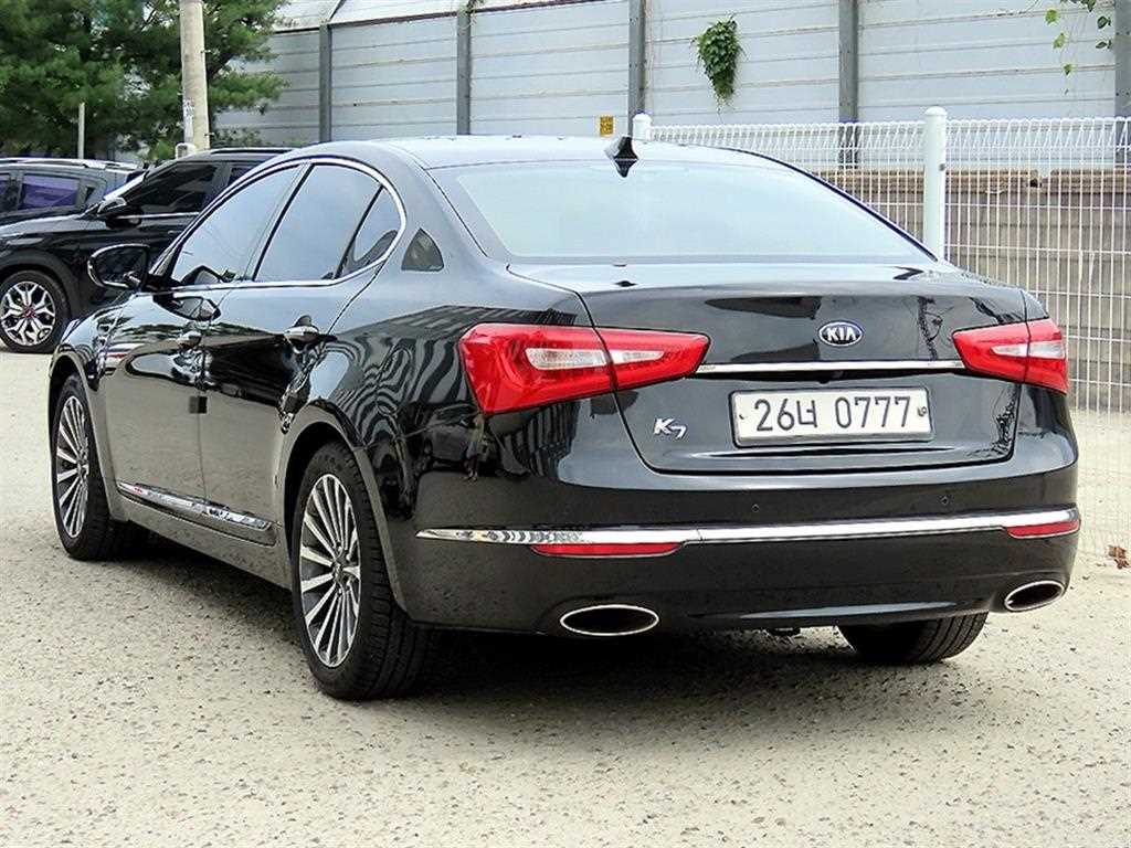 KIA K7 - Vista 3