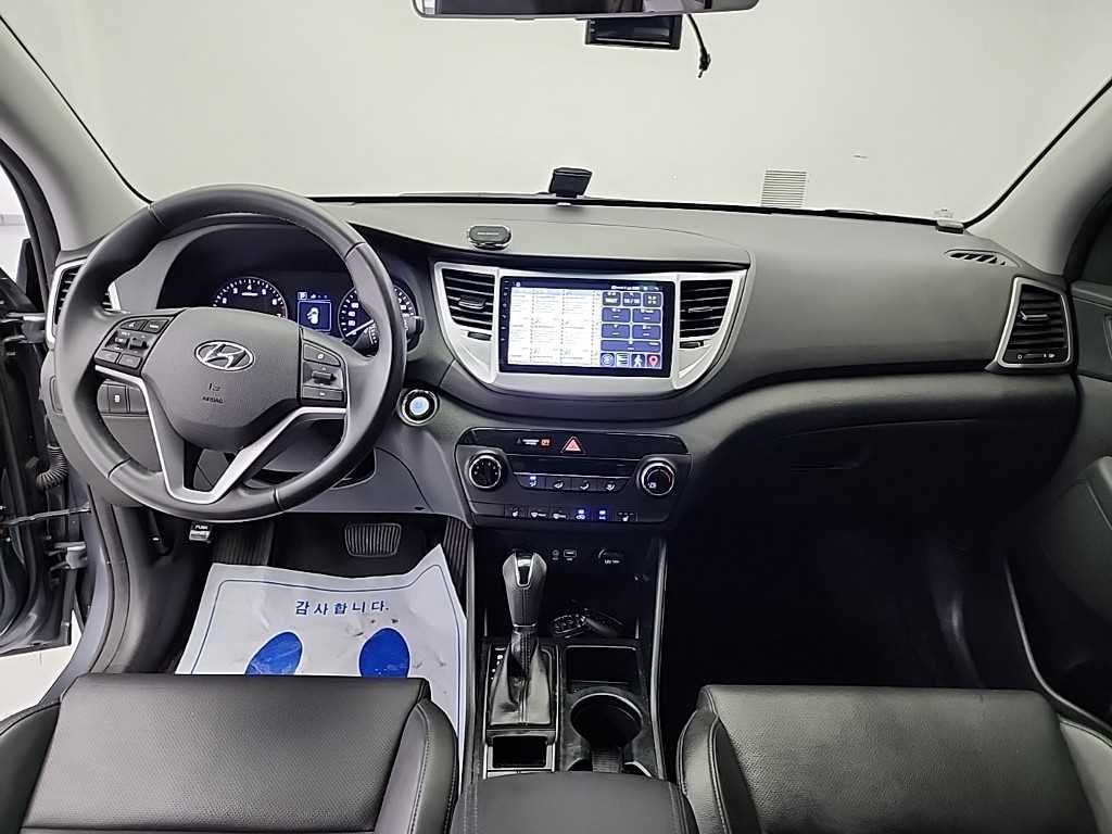 HYUNDAI Tucson - Vista 7