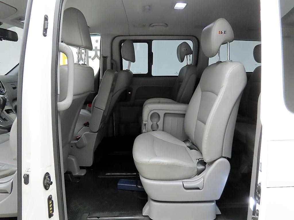 HYUNDAI Starex 2020 Blanco - Importación desde Corea - HF Imports Iquique - Foto 14