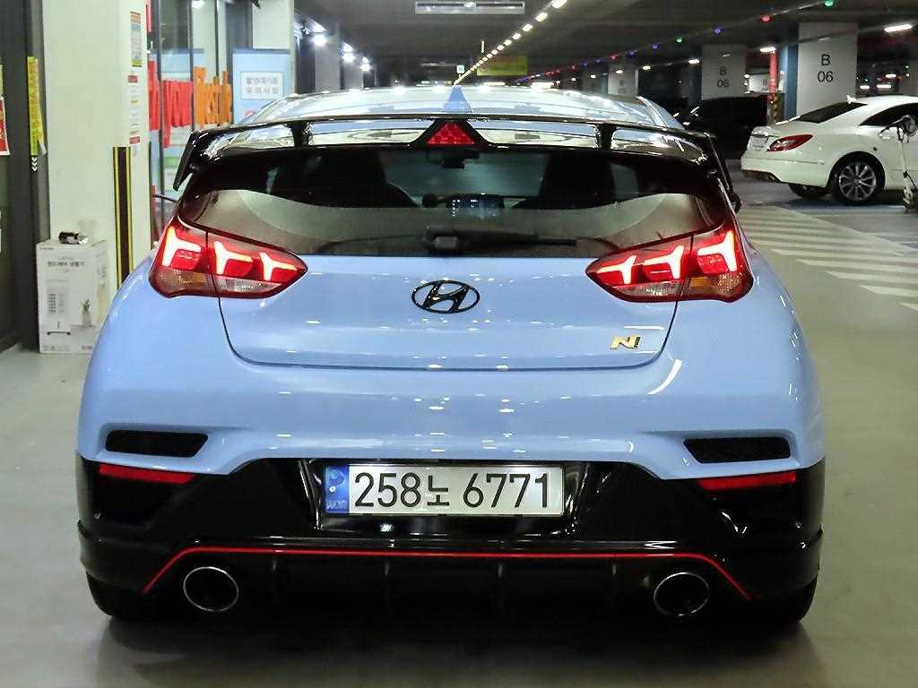 HYUNDAI Veloster - Vista 5