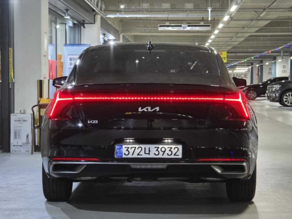 KIA K8 - Vista 4