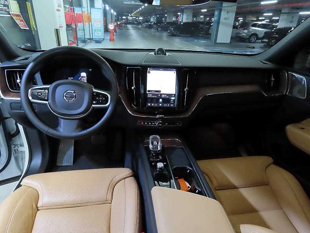 Volvo XC60 - Vista 10