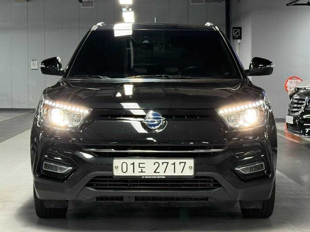 Ssangyong Tivoli - Vista 3