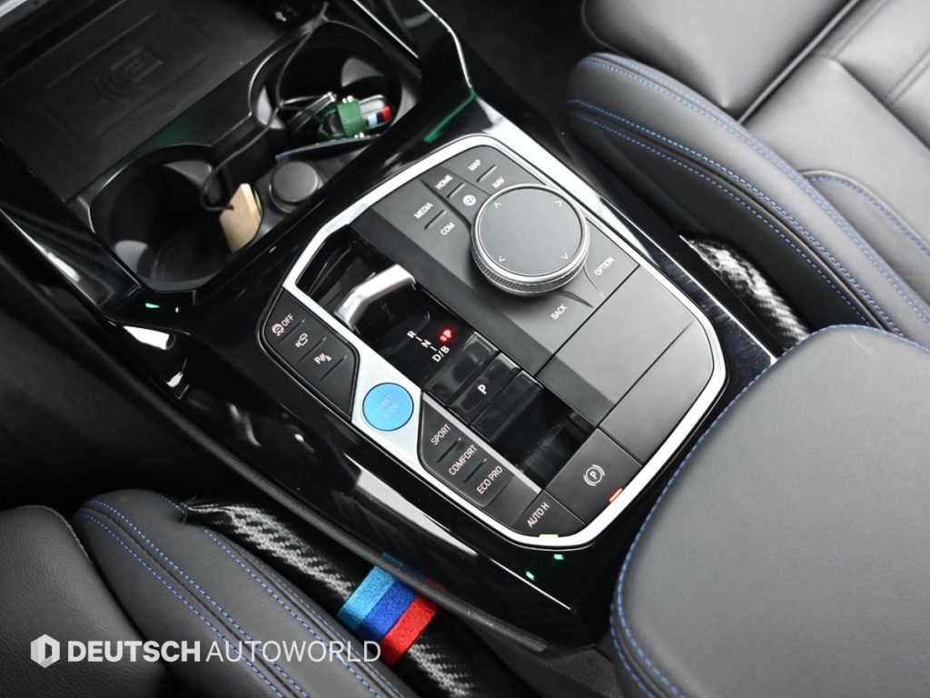 BMW iX3 - Vista 9