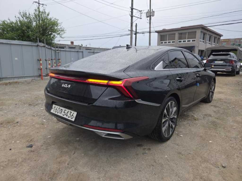 KIA K8 - Vista 2
