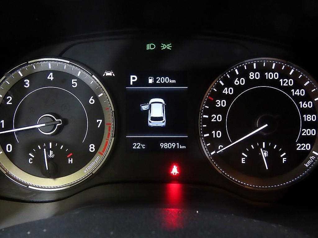 HYUNDAI Venue - Vista 9