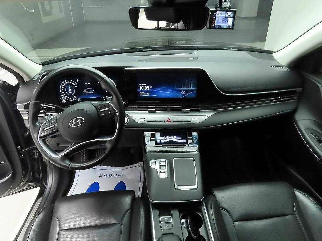 HYUNDAI Grandeur - Vista 8
